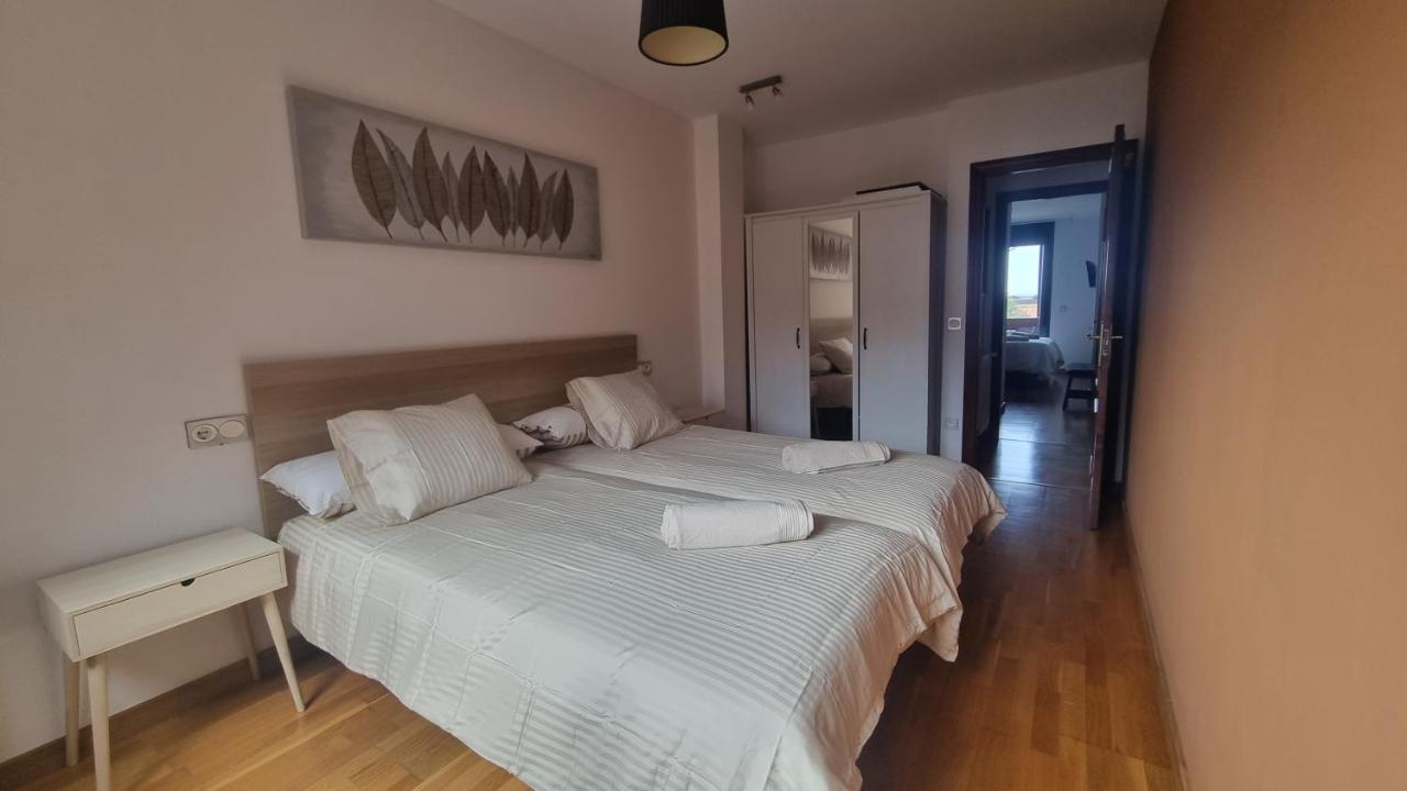 Piso Zona Hospital 6 Personas Apartment Oviedo Exterior photo
